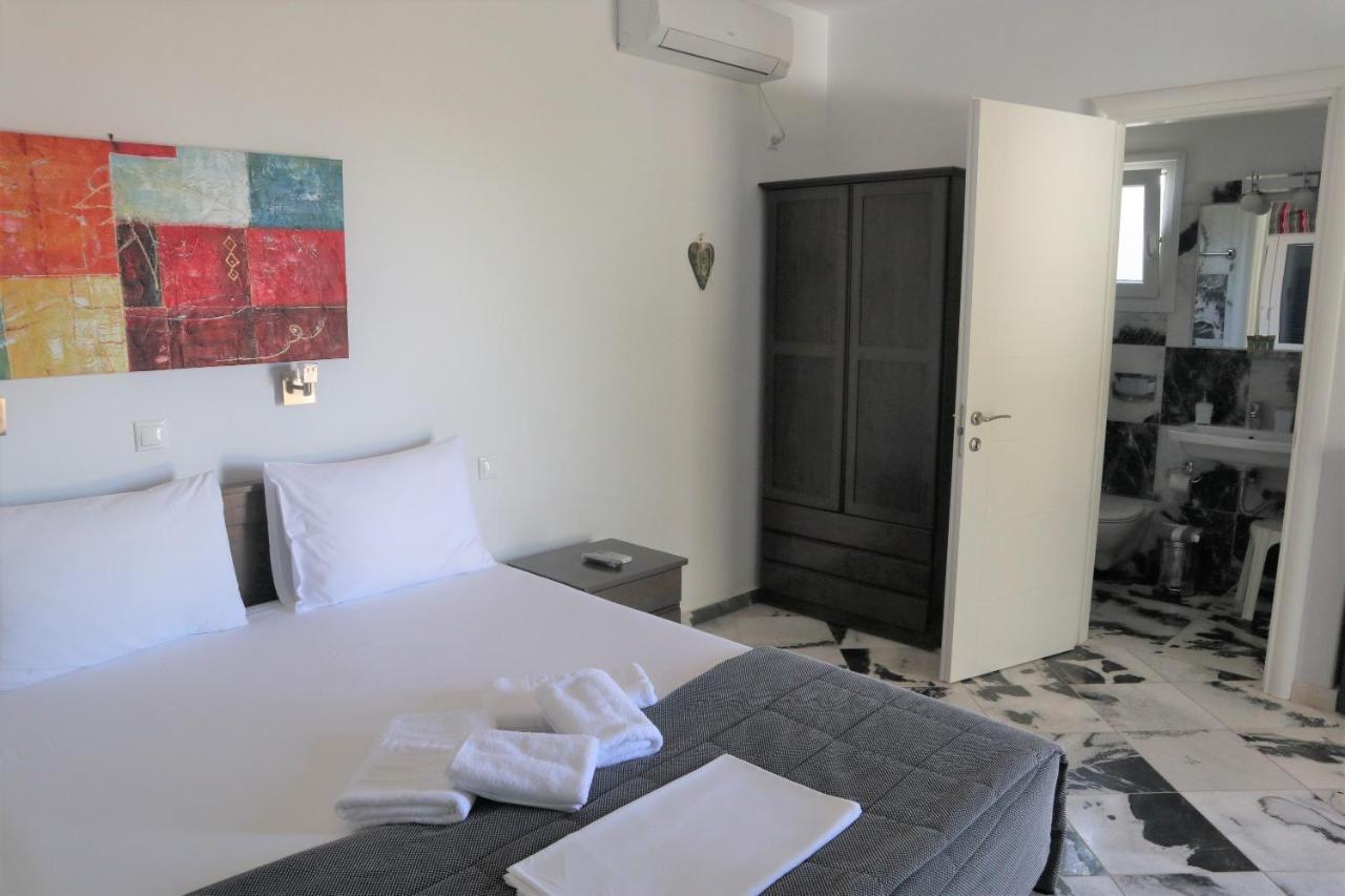 Anna'S Place Rooms Irakleia  Exterior photo