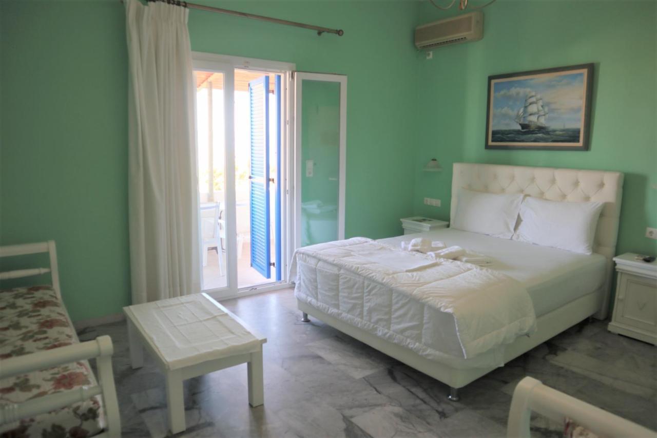 Anna'S Place Rooms Irakleia  Exterior photo